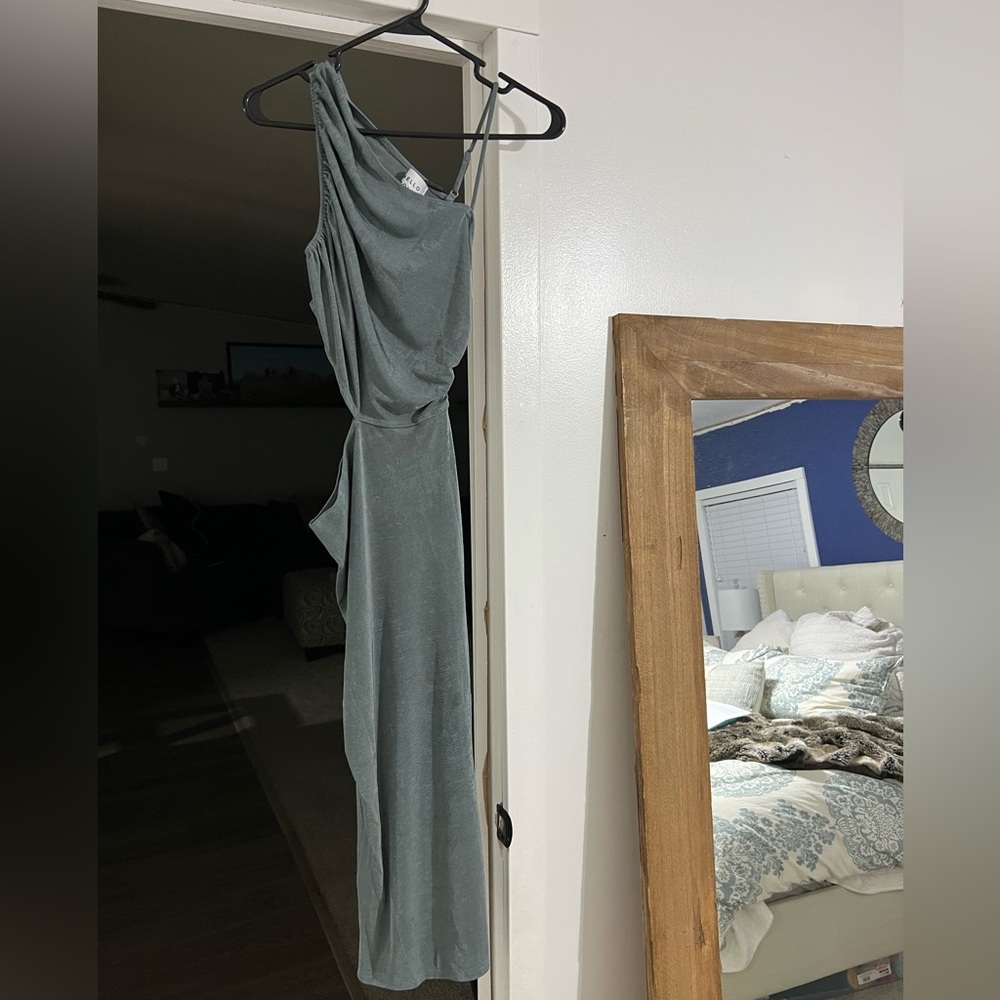 Hello Molly Wedding guest dress